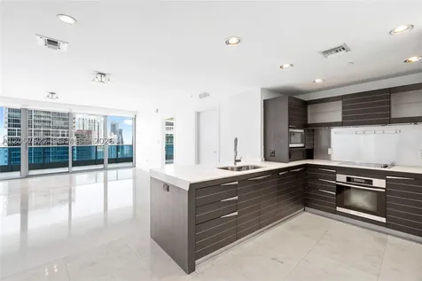 200 Biscayne Boulevard Way Miami FL 33131