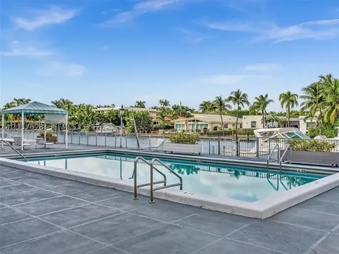 10000 W Bay Harbor Drive Bay Harbor Islands FL 33154