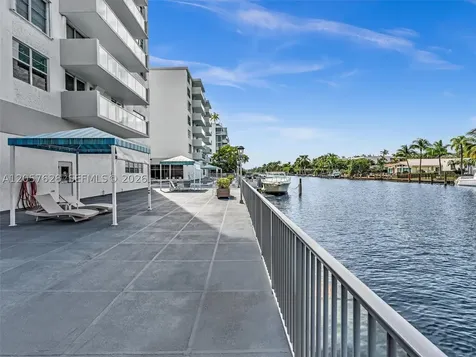 10000 W Bay Harbor Drive Bay Harbor Islands FL 33154