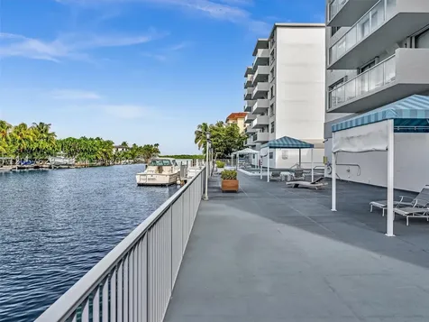 10000 W Bay Harbor Drive Bay Harbor Islands FL 33154