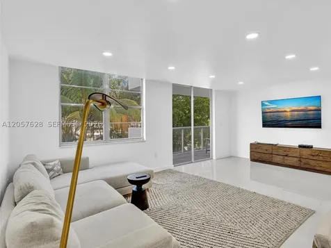 10000 W Bay Harbor Drive Bay Harbor Islands FL 33154