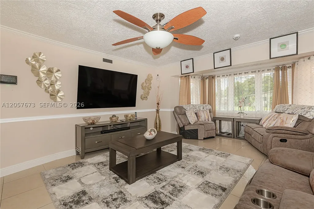 5711 Farragut Street Hollywood FL 33021