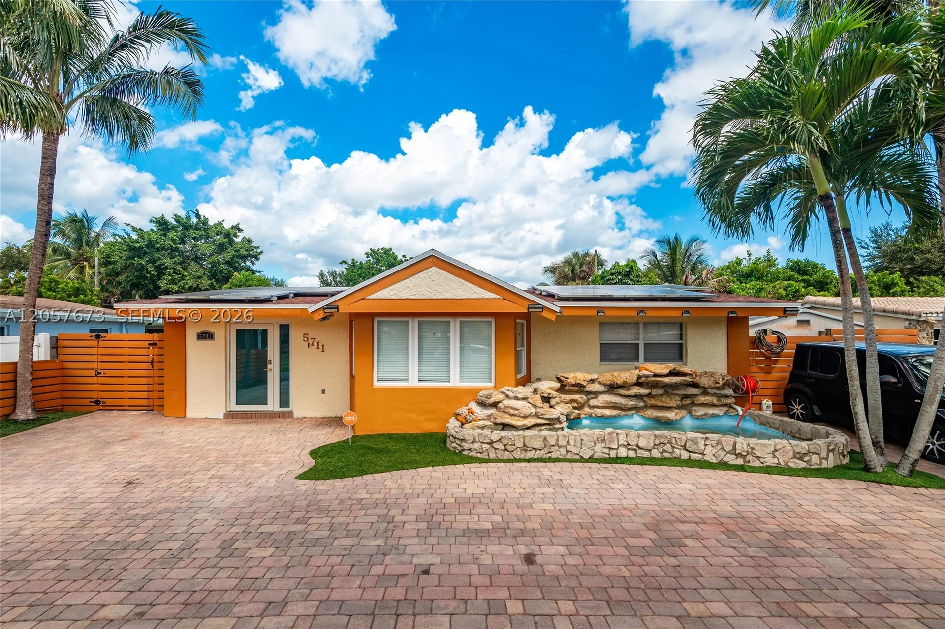 5711 Farragut Street Hollywood FL 33021
