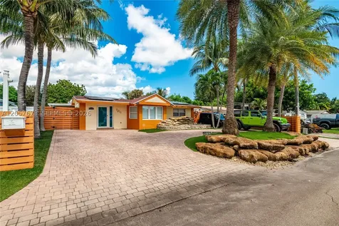 5711 Farragut Street Hollywood FL 33021
