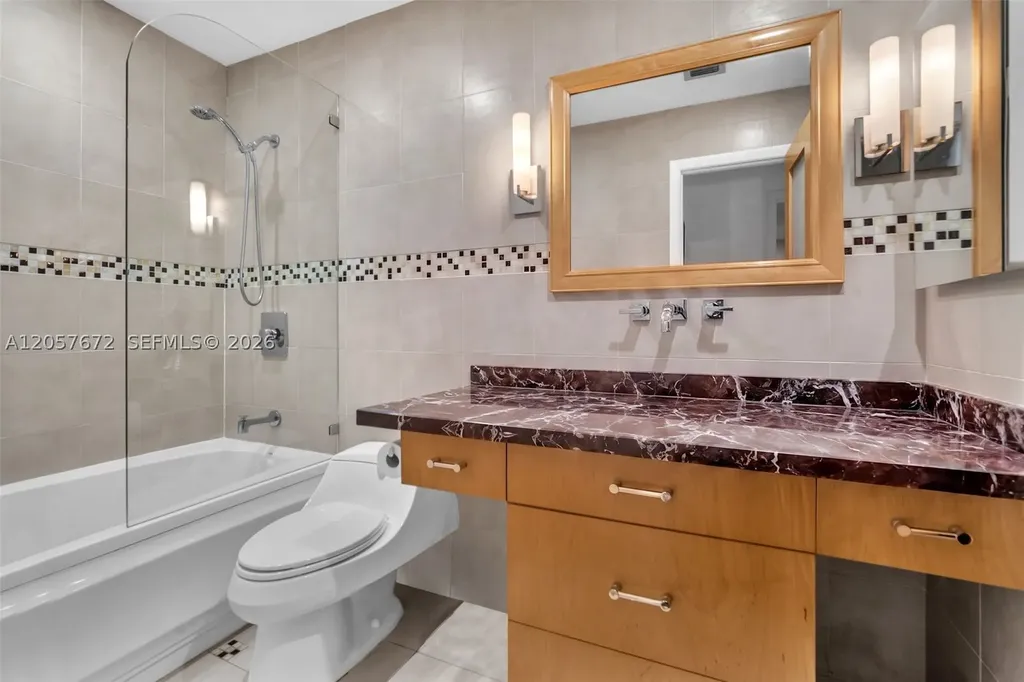 3908 Parkside Lane Hollywood FL 33021