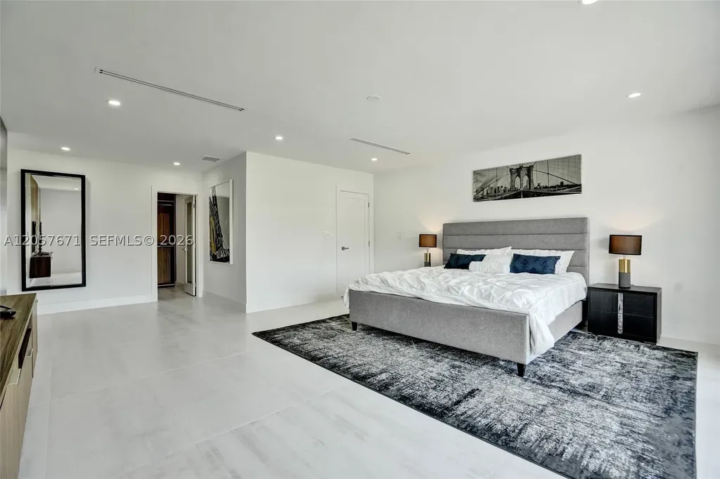 3010 NE 46th Street Fort Lauderdale FL 33308