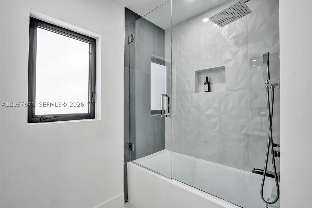 3010 NE 46th Street Fort Lauderdale FL 33308
