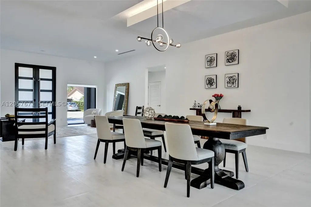 3010 NE 46th Street Fort Lauderdale FL 33308