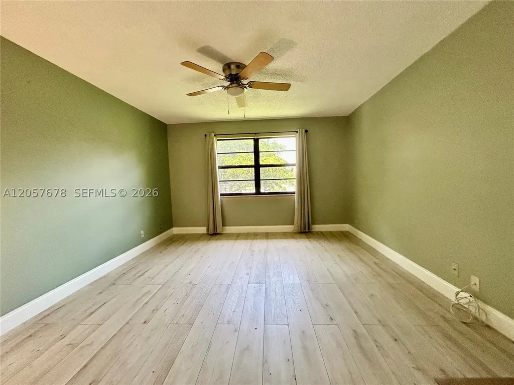 200 Gate Road Hollywood FL 33024