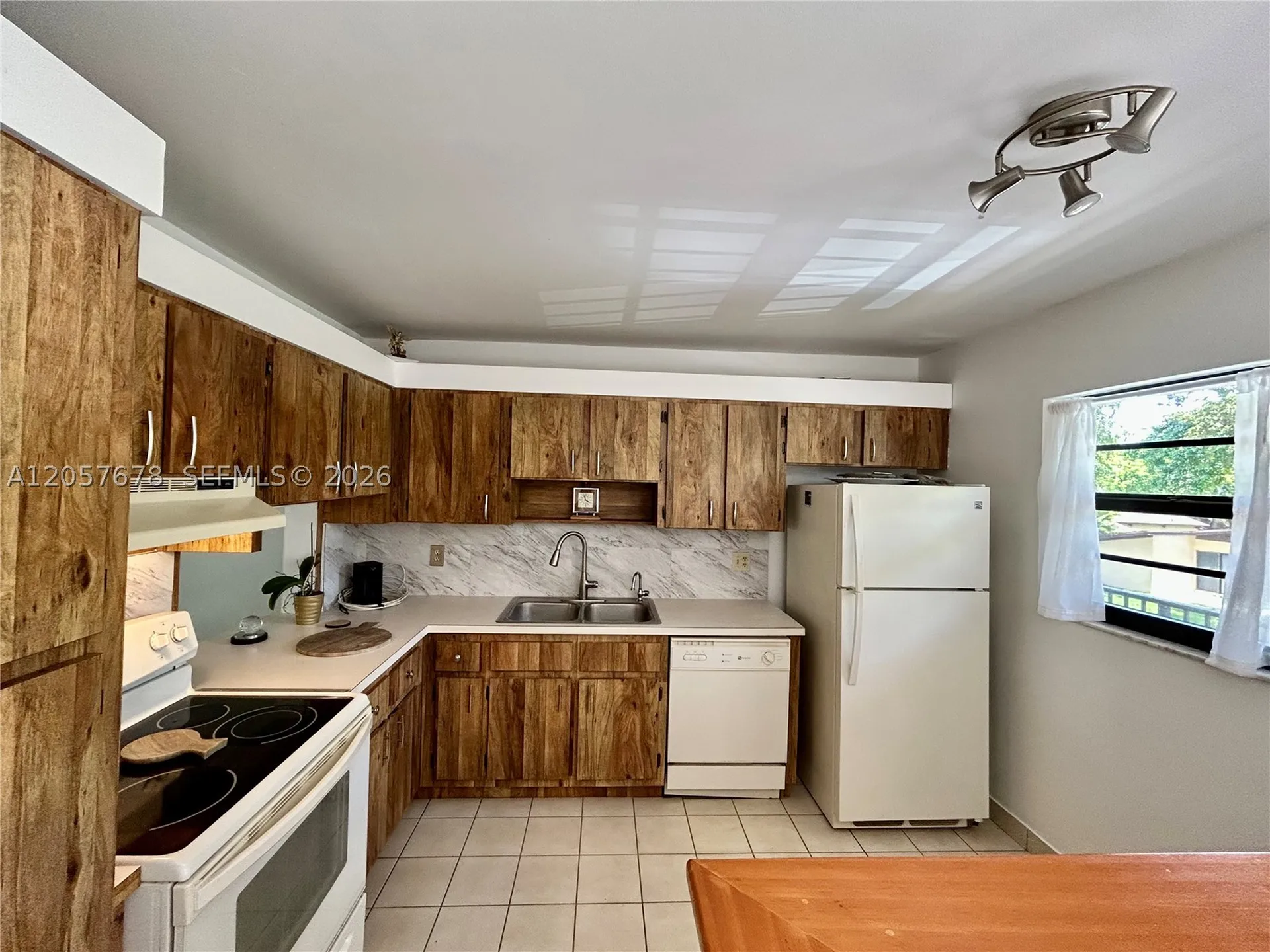 200 Gate Road Hollywood FL 33024