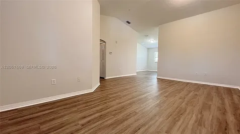 22841 SW 88 Place Cutler Bay FL 33190