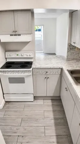 11120 SW 196th Street Cutler Bay FL 33157