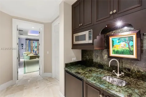 4867 SW 82nd Street Miami FL 33143