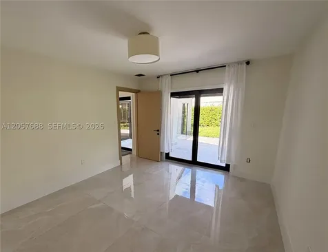 470 SW 88th Place E Miami FL 33174