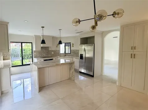 470 SW 88th Place E Miami FL 33174