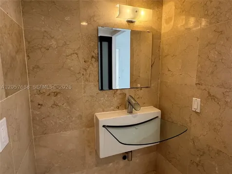 1345 West Avenue Miami Beach FL 33139