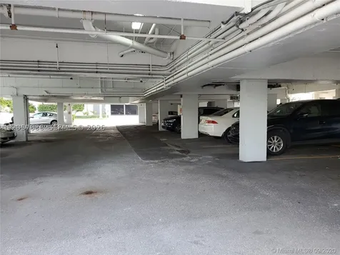 1345 West Avenue Miami Beach FL 33139