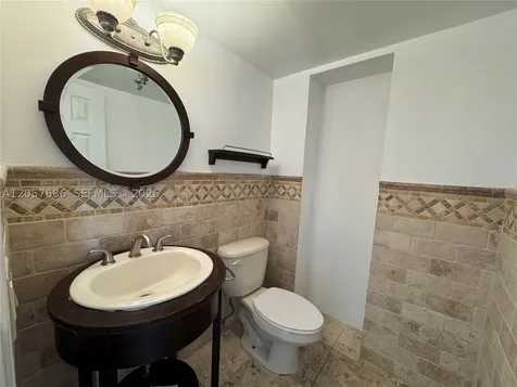 1345 West Avenue Miami Beach FL 33139