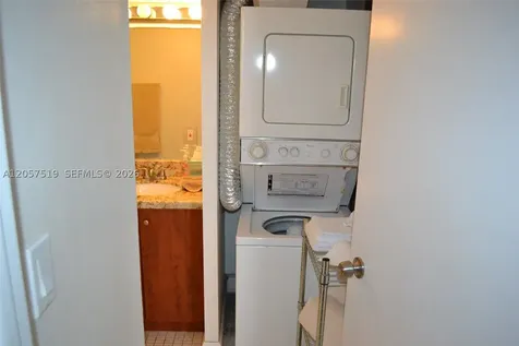Sunny Isles Beach FL 33160