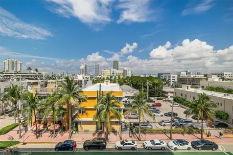 401 Ocean Drive Miami Beach FL 33139