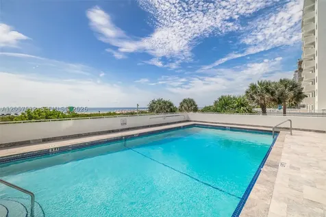 401 Ocean Drive Miami Beach FL 33139
