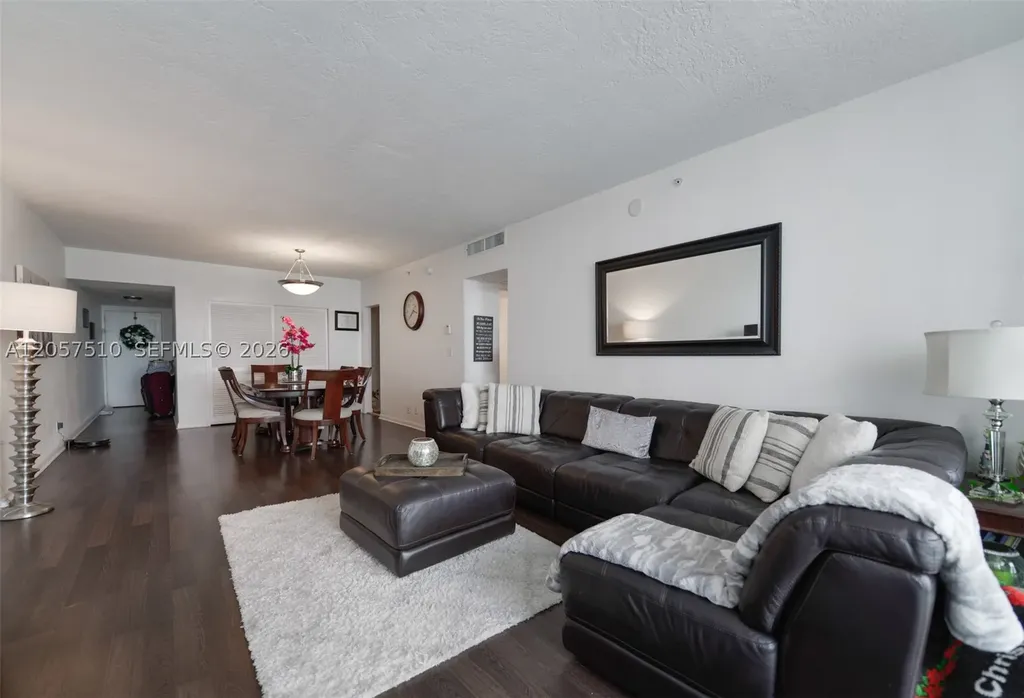 3000 S Ocean Drive Hollywood FL 33019
