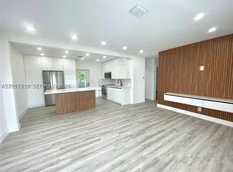 14641 Jackson Street Miami FL 33176