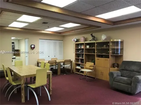 20850 San Simeon Way Miami FL 33179