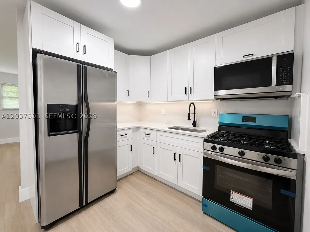 4804 Garden Avenue West Palm Beach FL 33405
