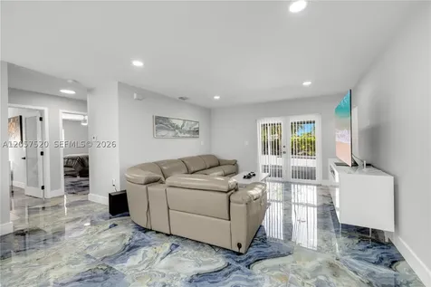 10350 SW 48th Street Miami FL 33165