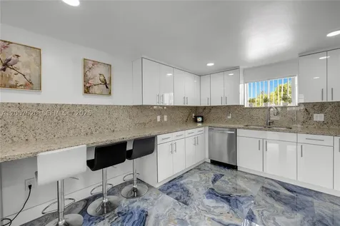 10350 SW 48th Street Miami FL 33165
