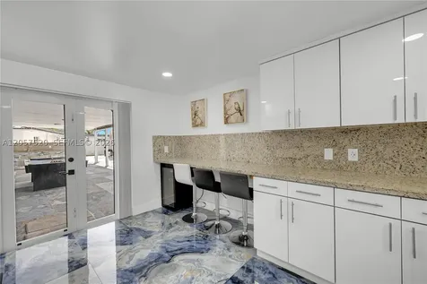 10350 SW 48th Street Miami FL 33165