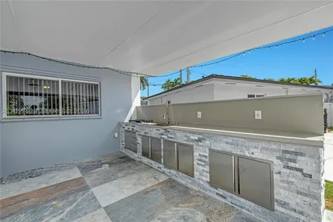 10350 SW 48th Street Miami FL 33165