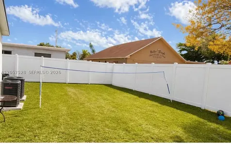 5712 Mayo Street Hollywood FL 33023