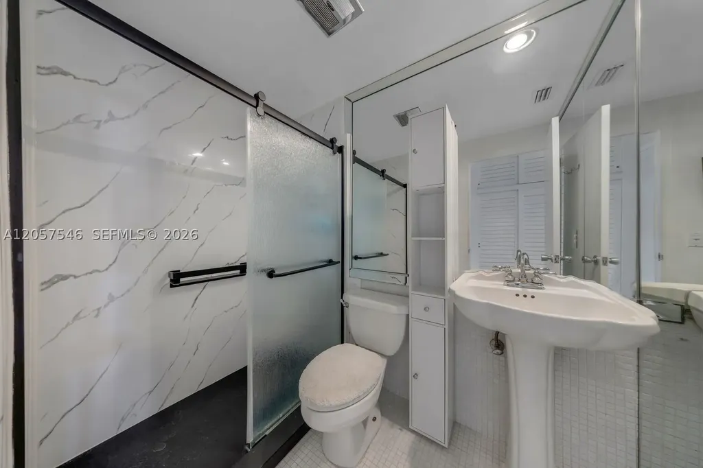 3200 NE 36th Street Fort Lauderdale FL 33308