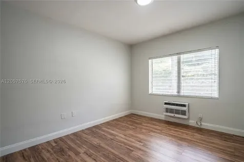 7927 East Drive North Bay Village FL 33141