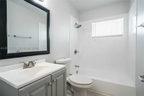 7927 East Drive North Bay Village FL 33141