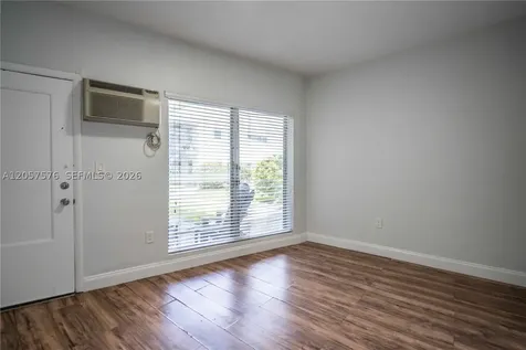 7927 East Drive North Bay Village FL 33141