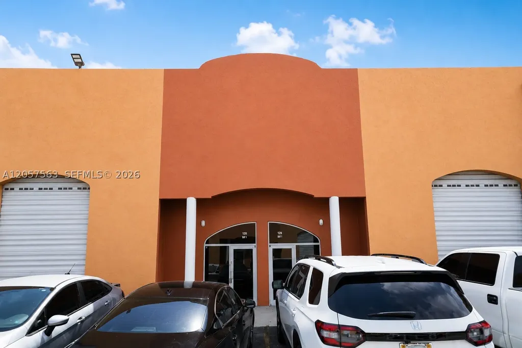 2970 W 84th Street Hialeah FL 33018