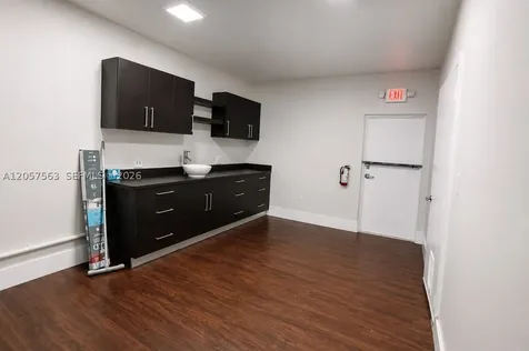 2970 W 84th Street Hialeah FL 33018