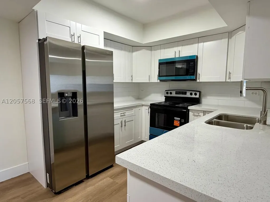 3690 N 56th Avenue Hollywood FL 33021