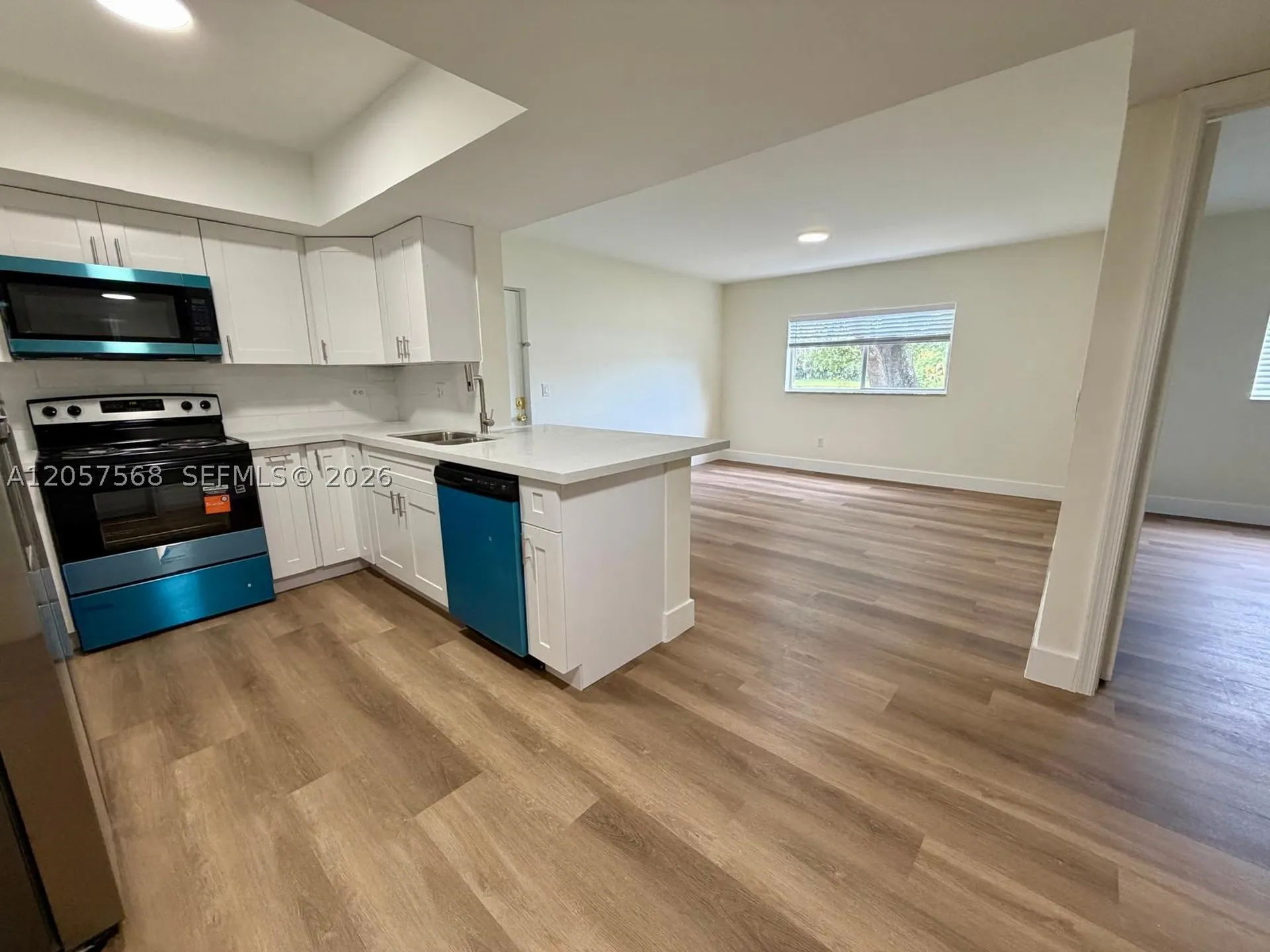 3690 N 56th Avenue Hollywood FL 33021
