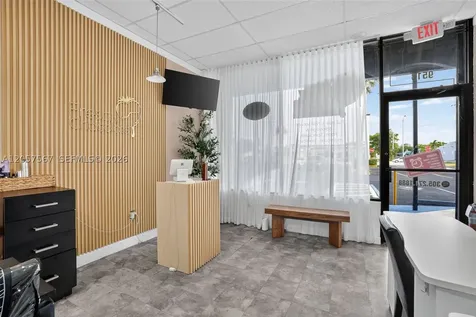 Full Service Salon For Sale In Miami Miami FL 33173