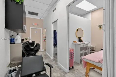 Full Service Salon For Sale In Miami Miami FL 33173