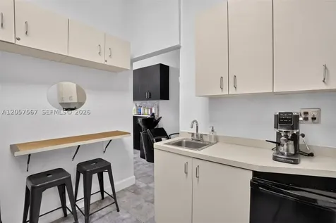 Full Service Salon For Sale In Miami Miami FL 33173