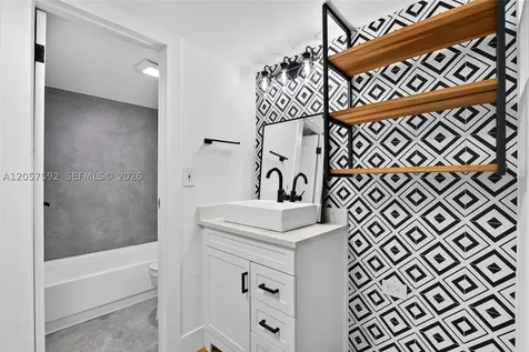 3301 N Country Club Drive Aventura FL 33180