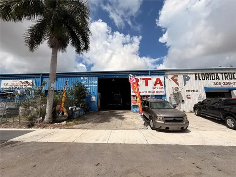 22770 S Dixie Highway Miami FL 33170