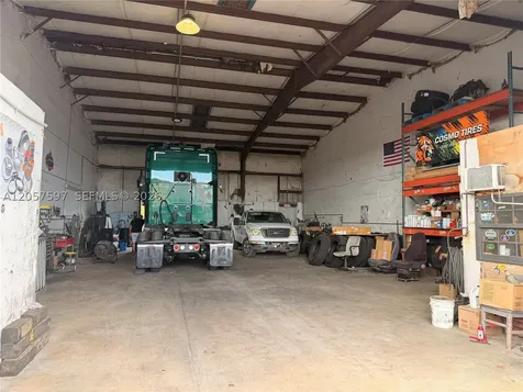 22770 S Dixie Highway Miami FL 33170