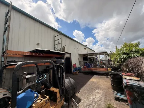 22770 S Dixie Highway Miami FL 33170