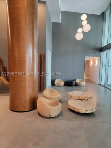 350 S Miami Avenue Miami FL 33130
